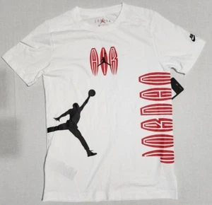 Jordan Boys' MJ MVP Multi Hit Graphic T-Shirt White Size Small 95B720 001 - Picture 1 of 2