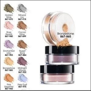 Avon SMOOTH MINERALS Eyeshadow GOLDEN MOSS M501 ~ NIB ~ NEXT DAY SHIPPING - Picture 1 of 4