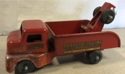 Pressed steel Structo Towing service tow Truck Wrecker Freeport Illinois 6B27 - Image 1 of 4