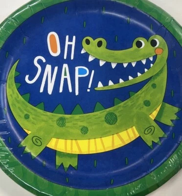 Alligator Party 9 Inch Paper Plates 8 Pack Party Tableware Decorations - Image 1 of 2