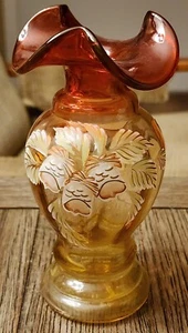 FENTON LIMITED EDITION 1200/2500 WOODLAND BOUQUET VASE ARTIST SIGNED & LABEL - Picture 1 of 15