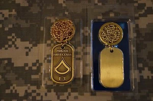 NEW Key Chain US Army Private First Class Rank E-3 Dog Tag with chain necklace - Picture 1 of 1