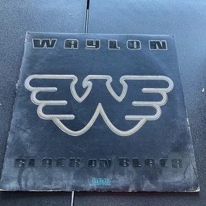 Waylon Jennings Black on Black Vinyl Record Album RCA AHL1 4247 Country Music - Picture 1 of 5