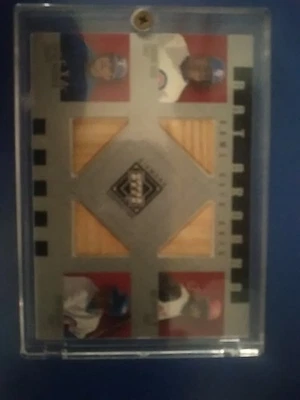 2002 Upper Deck Diamond Connection - Bat Around Ken Griffey Jr, Sammy Sosa,... - Image 1 of 2