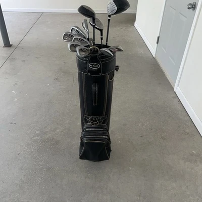 Ram  G-Force Golf Set RH Graphite/Steel W/Bag-Woods(1,3,5) Irons(4-9,P,S)+Putter - Image 1 of 4