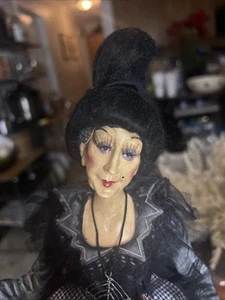 VTG Paper Mache? Clay? Lady Witch figurine statue Centerpc Fall Halloween Decor - Picture 1 of 20