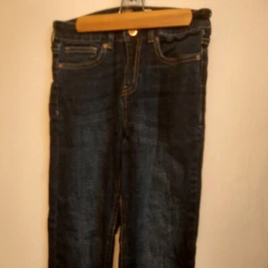 F&F Jeans Sz 2 Stretch Straight Leg Blue EUC Junior's Women's Waist 24 in X 28in - Picture 1 of 5