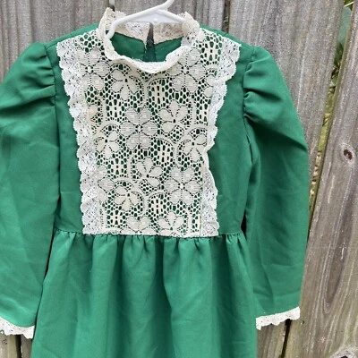 Vintage 70s  Little Girls Green Maxi Dress Prairie 5/6 Handmade Christmas Party - Image 1 of 4