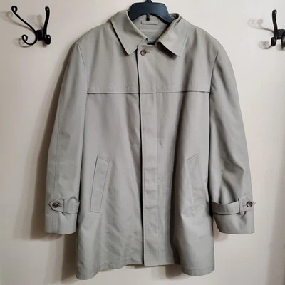 Vintage London Fog Maincoats Mens 42 Large Gray w Fur Lining Excellent USA Made - Image 1 of 4