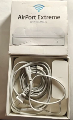 Apple AirPort Extreme 54Mbps 3-Port 1000Mbps Wireless N Router (MC340LL/A) - Image 1 of 4