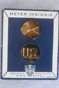 INSIGNIAS DE COLLAR DE METAL ORIGINALES DE INFANTERÍA DE EE. UU. BOS EN TARJETA 1 CADA UNA - Imagen 1 de 2