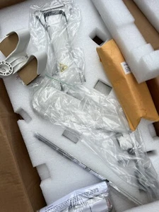 🇺🇸NEW GCX WS-0001 VHM 8” Monitor Arm AG-0018-48C Intellivue MP60/70/MX800🇺🇸 - Picture 1 of 10