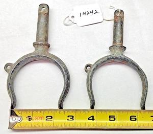 Oar Locks, Galvanized Oar Locks, Shank is 1/2" Tapers up to 19/32" , 2-1/4" Fork - Picture 1 of 2
