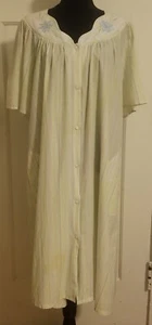 Vintage Celestial Dreams Snap Front Housecoat Women's Size XXL Embroidered - Picture 1 of 7