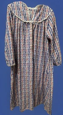 Camisón de algodón Lanz Of Salzburg talla M ballet victoriano corazón botones Foto 1 de 4