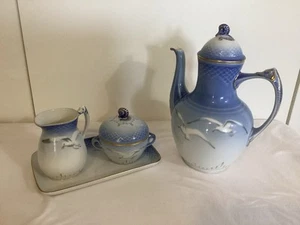 Bing & Grondahl Seagull Coffee Pot - Sugar W/lid - Creamer - Tray - Picture 1 of 5