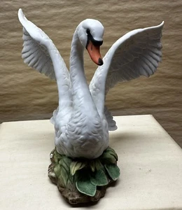 Vtg HOMCO Home Interiors Masterpiece Porcelain Signed MIZUNO Swan Figurine 1987 - Picture 1 of 5