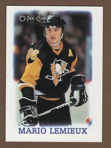 1988 O-Pee-Chee Minis #19 Mario Lemieux HOF - Picture 1 of 2