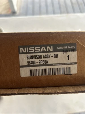 Parasol pasajero derecho con luces para Nissan Pathfinder 2013-2016 96400-9PB0A Foto 1 de 4