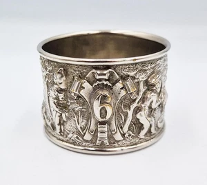 ANTIQUE CONTINENTAL SILVER PLATED RELIEF DECORATED NAPKIN RING c1890 - Picture 1 of 4