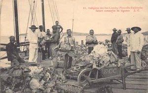 Nouvelle-Calédonie - Indigènes des Iles Loyalty faisant commerce de légumes - Ed - Picture 1 of 2