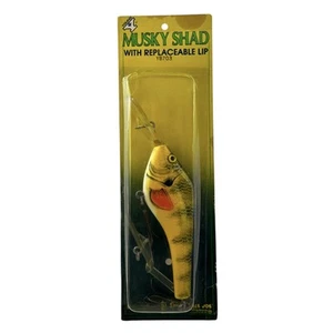 LINDY LITTLE JOE YOUNG'S MUSKY SHAD BIG FISHING LURE • YB703 w/ REPLACEABLE LIP - Picture 1 of 5