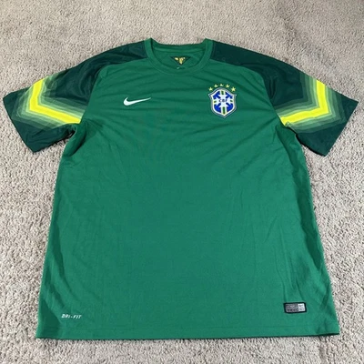 Camiseta de la Selección Nacional de Brasil para Hombres XL Verde Fútbol Nike Dri Fit 2014 Foto 1 de 4