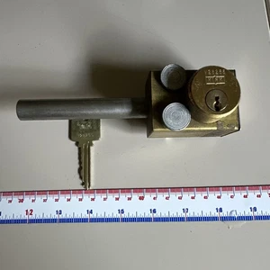 KIRK Key Trapped Key Interlock Flat Mounted - Picture 1 of 8