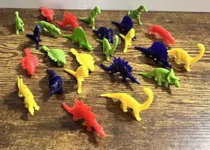 25 VTG Varoius Colors Dinosaurs Learn Tool Counting Play Colorful Plastic Toys - Picture 1 of 3