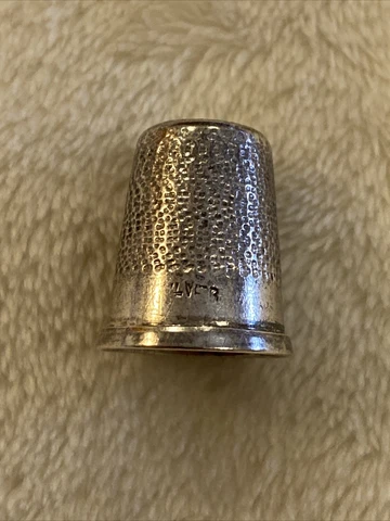 STERLING SILVER SEWING THIMBLE - Collectables Cover