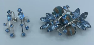 Gorgeous Blue Rhinestone Brooch with Screw-back Earring Set - Picture 1 of 20