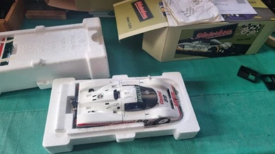 Exoto 1:18 JAGUAR XJR-9   MTB00 105 - Immagine 1 di 4