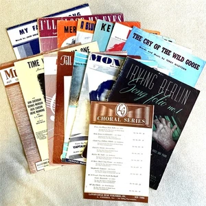 Noten Konvolut 15 für Klavier & Gesang von verschiedenen Komponisten & Genre ~ 1944-1953 - Bild 1 von 9