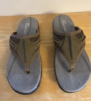 Easy Spirit Women’s Explore 24 Sandals 7 Wide Brown Flip Flop NEW Never Worn - Image 1 of 4