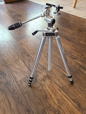 Vintage Tripod Whitehall Travelite - Quick Set Model TR-1 Made in USA!! - Image 1 of 4