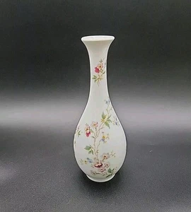 Jarrón vintage floral de porcelana blanca de 7" C D Limoges Francia - Imagen 1 de 15