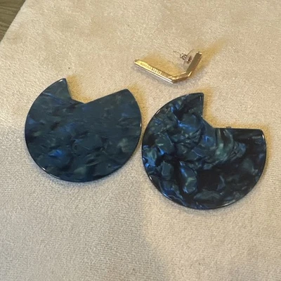 Pendientes Kendra Scott azul con oro rosa defectuosos Foto 1 de 3