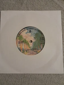 THE DOOBIE BROTHERS LISTEN TO THE MUSIC - Picture 1 of 2