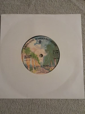 THE DOOBIE BROTHERS LISTEN TO THE MUSIC - Image 1 of 2