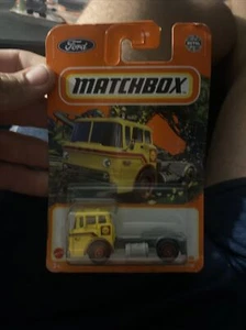 2022 Matchbox MBX Highway 1965 Ford C900 #63 - Bild 1 von 1