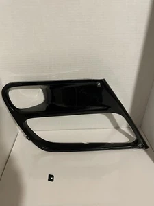 1990 - 2002 HONDA ST1100 LEFT SIDE MAINTENANCE COVER 64246-MT3 / 64246-MAJ - Bild 1 von 10