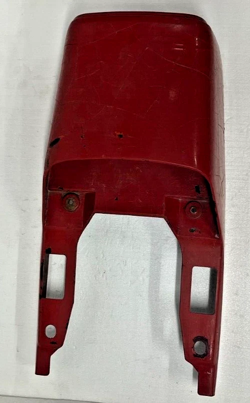 Задняя крышка сиденья 1983 Suzuki GS450E - Изображение 1 из 2