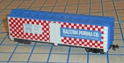 TYCO HO Gauge Ralston Purina Co. Reefer Box Car MRS 4554 Plastic Model Railroad - Image 1 of 4