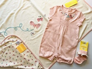 NWT Gymboree 2006 MADE WITH LOVE Layette 3pc Set Blanket, Romper, Socks 3-6 M - Picture 1 of 6