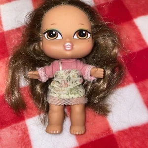 Bratz Babyz gestempelt 2004 am unteren Rücken - Bild 1 von 9