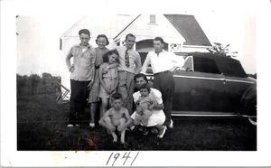 1941 Family Snapshot with Classic Car Mid-Century Americana - Picture 1 of 2