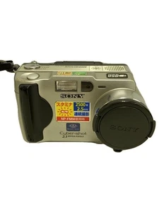 Sony Compact Digital Camera DSC-S50 Used - Picture 1 of 9