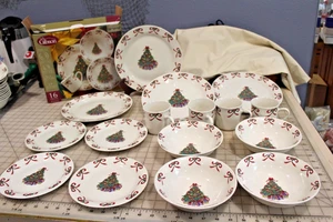 Gibson Noel Mañana Navidad Juego de 16 Piezas de Gres Platos de Cena Cuencos Tazas - Imagen 1 de 9