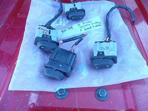 96-97-98-99 TAURUS FRONT REAR WINDOW SWITCH CONTROL/Lock switch - Picture 1 of 1