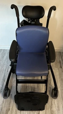 Silla de Actividad Rifton R850 Media Alta/Baja Inclinación 150lb Capacidad Azul Foto 1 de 4